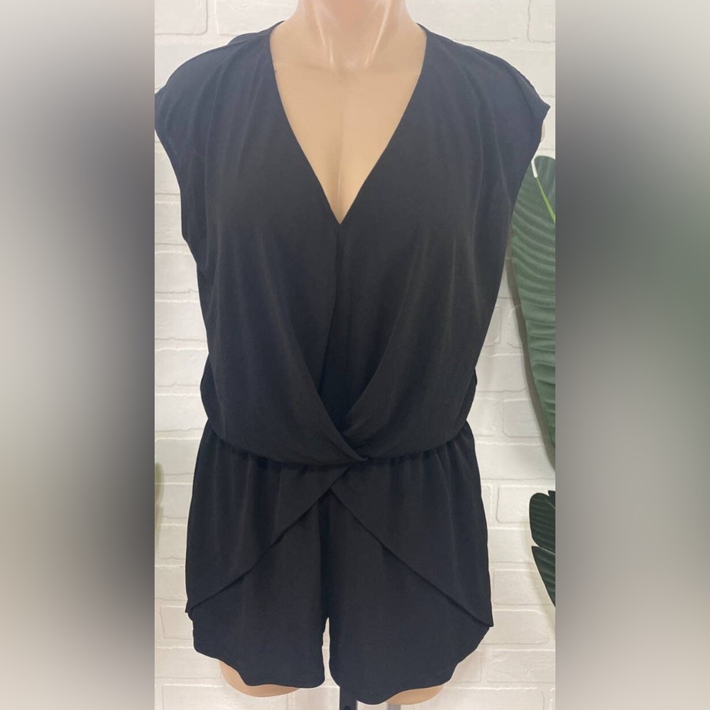 Bcbgeneration Romper Size Large Euc - image 1